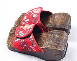 ▷ 5 Imágenes de zapatos de madera