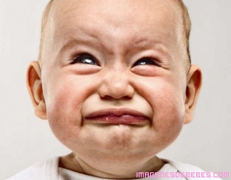 ▷ Imágenes de bebés llorando