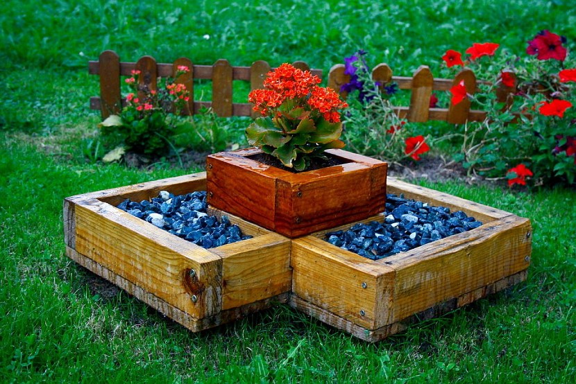 disenos-de-madera-para-jardines
