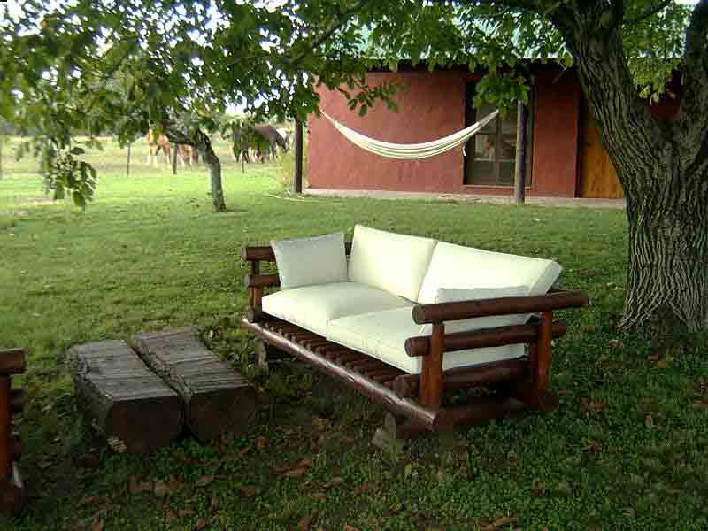 disenos-de-madera-para-jardines