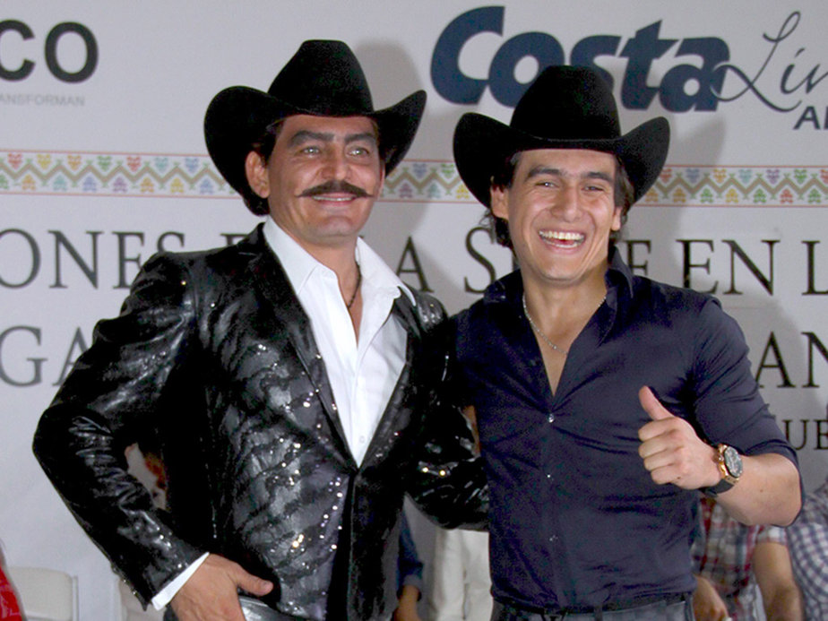 en-la-vida-de-joan-sebastian07_gallery_a
