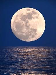 imágenes de la luna llena 2