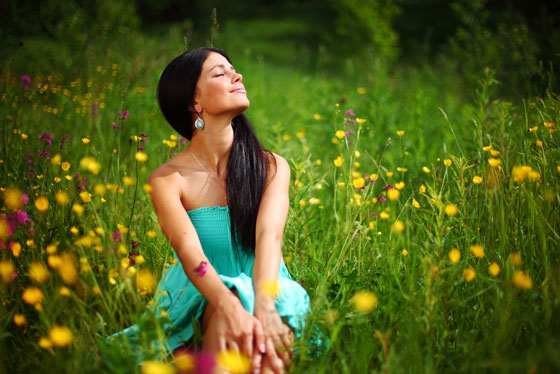 Imágenes de mujeres felices