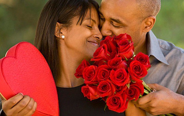 ▷ Imágenes de parejas con rosas